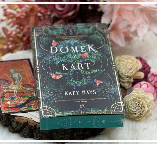 Domek z kart – Katy Hays