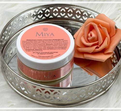 Miya Cosmetics oczyszczająco peelingujące masełko 4w1