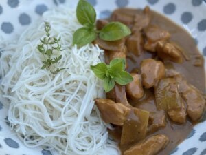 Przepis na weekend - Kurczak w sosie mango